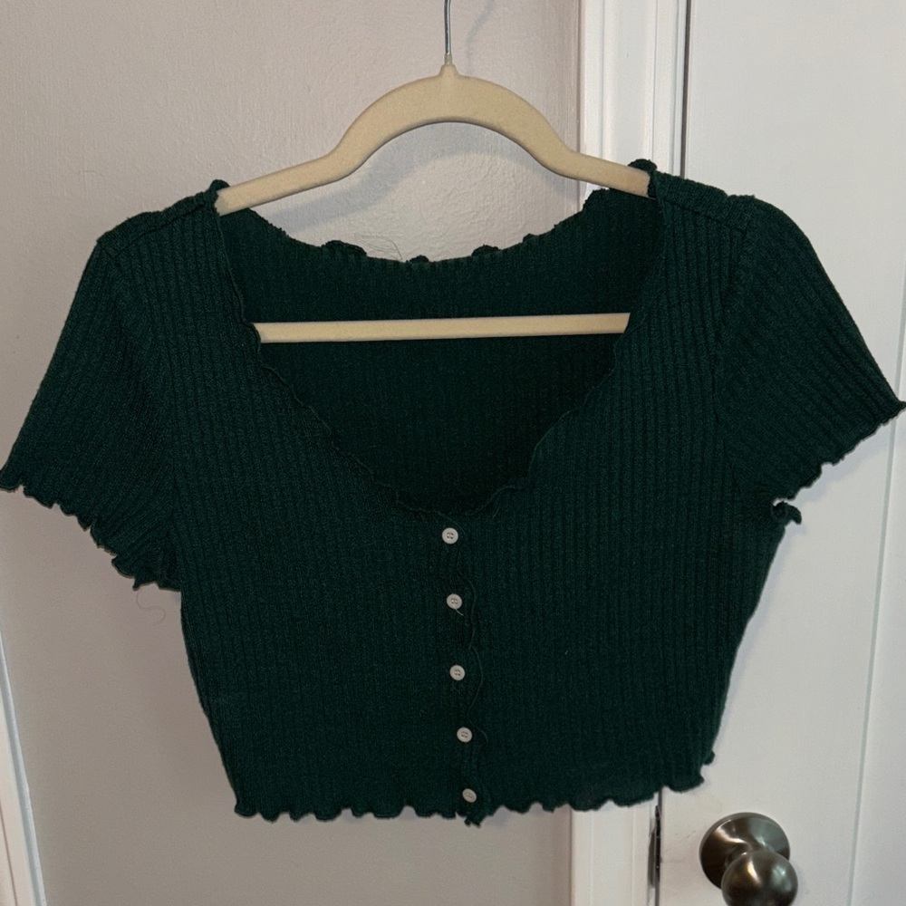 SHEIN Dark Green Ribbed Cropped Blouse